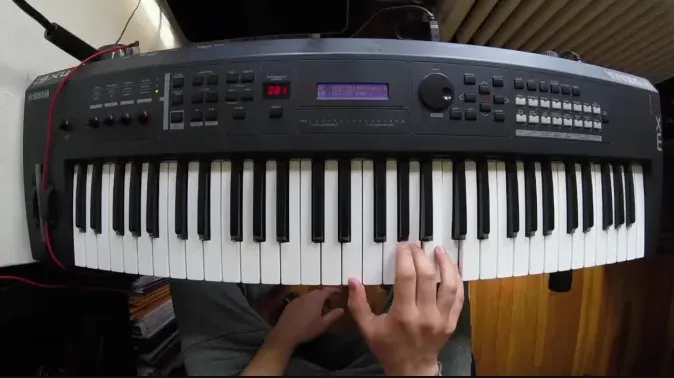 I will teach you online music and piano lessons